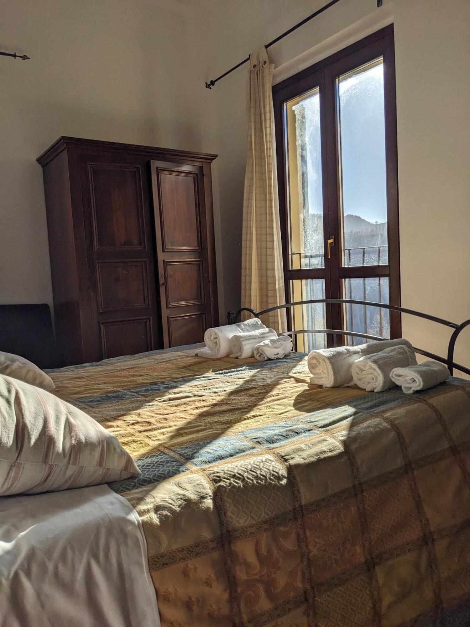 モンテモーナコ La Cittadella Dei Monti Sibilliniゲストハウス エクステリア 写真