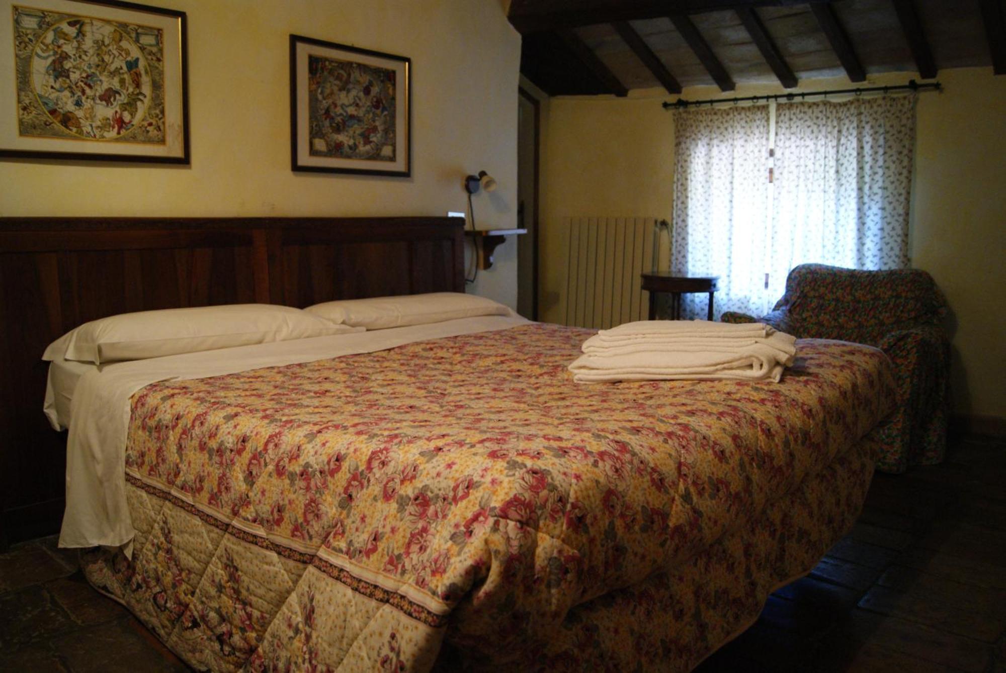 モンテモーナコ La Cittadella Dei Monti Sibilliniゲストハウス エクステリア 写真
